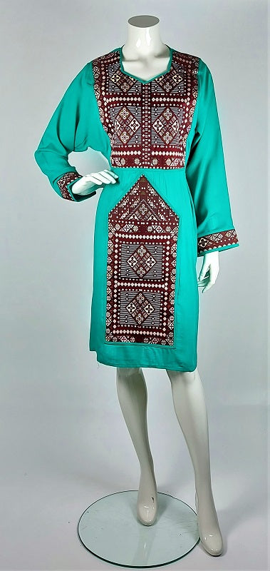 green balochi dress Tribal dress, with colorful embroidery #3 – Woshoush Galerie & Trading Balochi Heavy Dress With Color:Mint Julep How to Find the YCRF_Women
